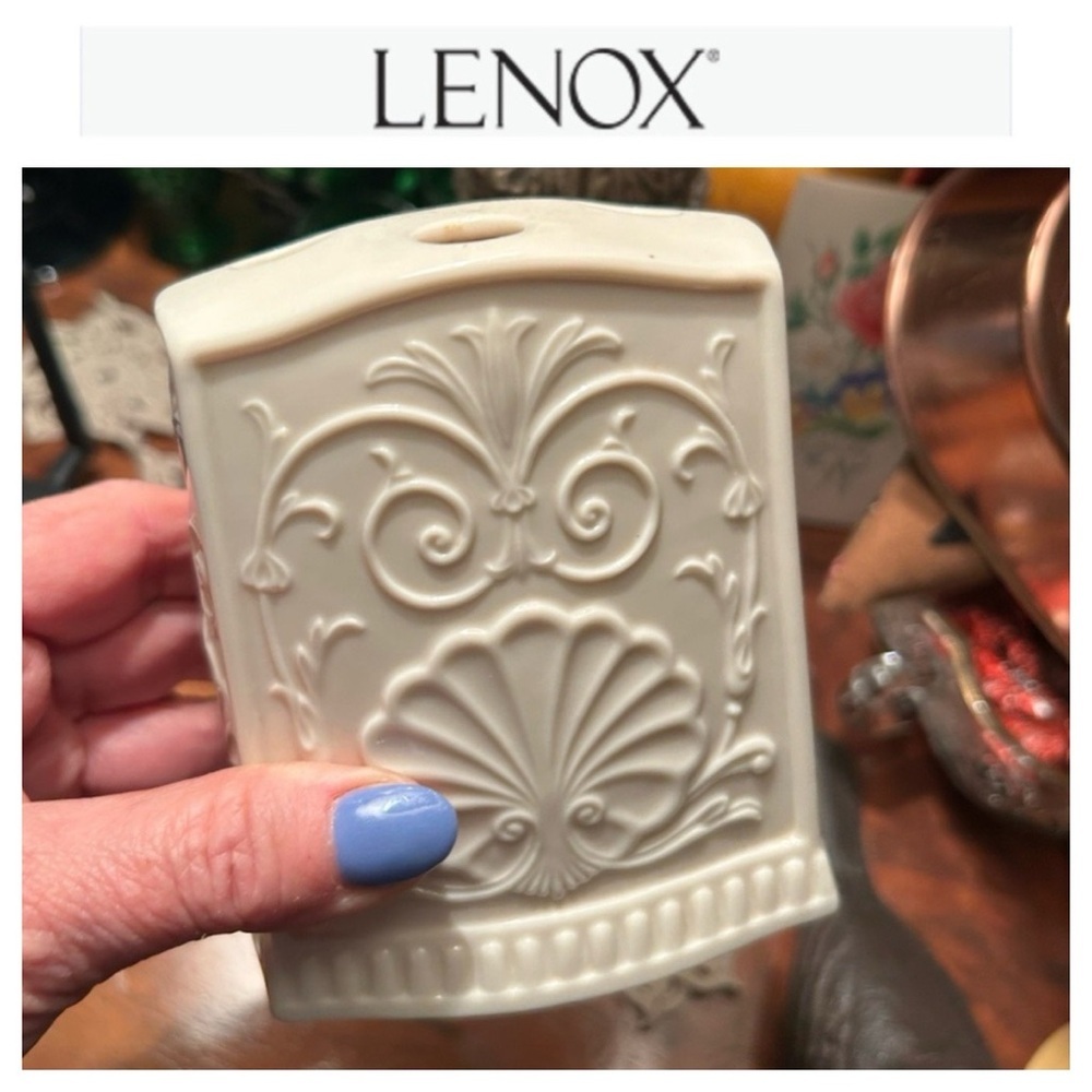 Lenox Toothbrush Holder